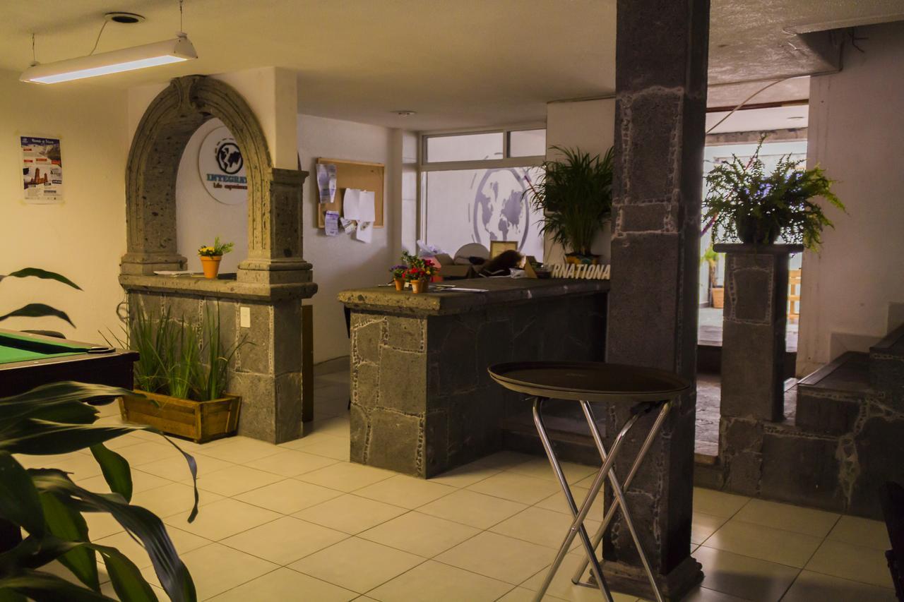 Casa Internacional Hotel Queretaro Luaran gambar