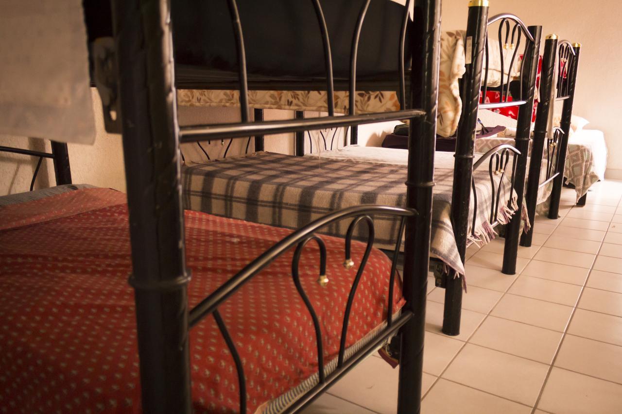 Casa Internacional Hotel Queretaro Luaran gambar