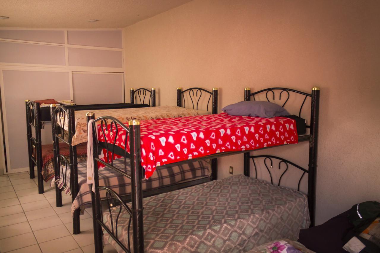 Casa Internacional Hotel Queretaro Luaran gambar